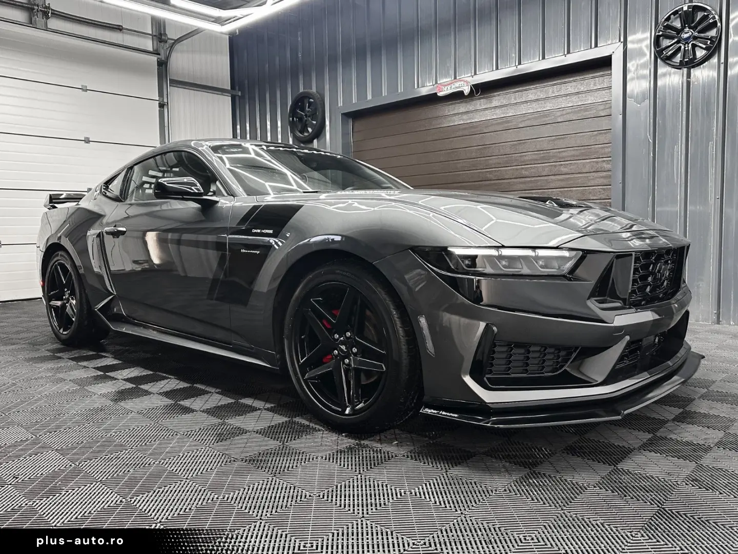 FORD Mustang DARK HORSE look  2.3