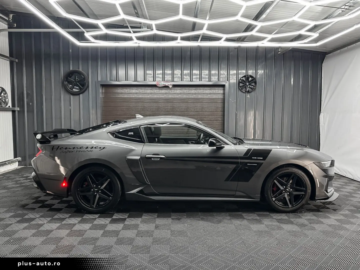 FORD Mustang DARK HORSE look  2.3