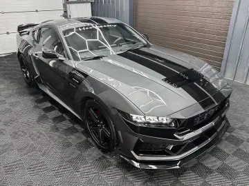 FORD Mustang DARK HORSE look  2.3