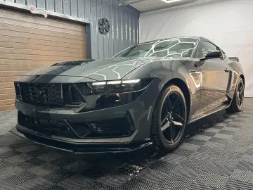 FORD Mustang DARK HORSE look  2.3