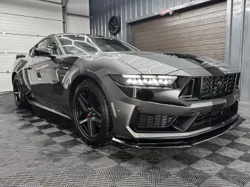 FORD Mustang DARK HORSE look  2.3