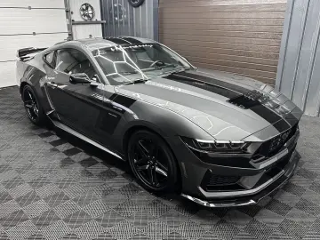 FORD Mustang DARK HORSE look  2.3