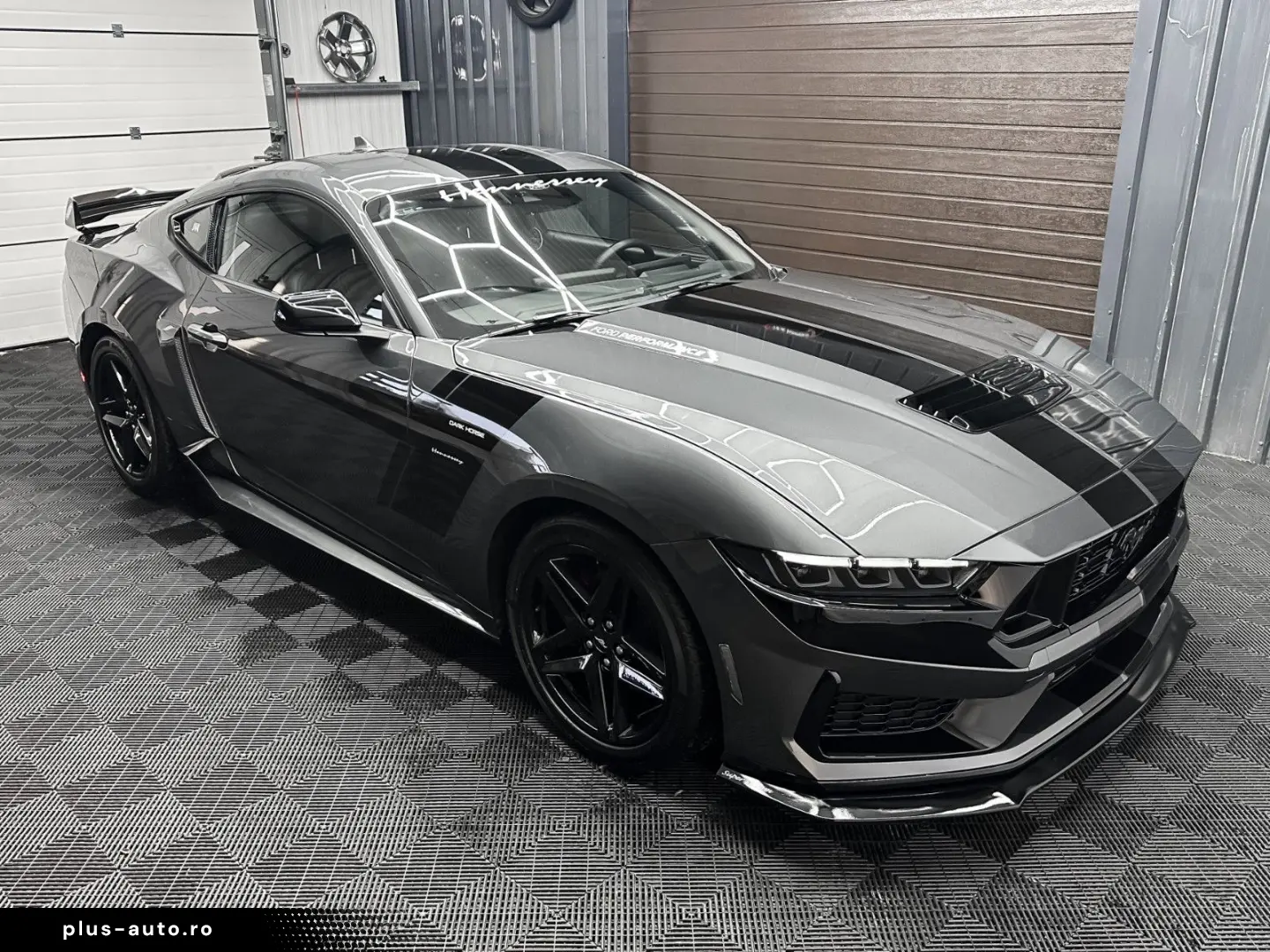 FORD Mustang DARK HORSE look  2.3