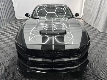 FORD Mustang DARK HORSE look  2.3