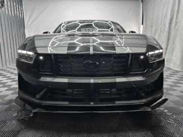 FORD Mustang DARK HORSE look  2.3