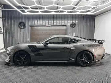 FORD Mustang DARK HORSE look  2.3