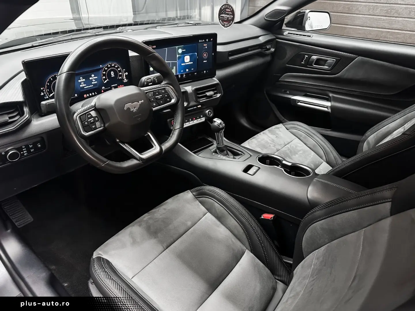 FORD Mustang DARK HORSE look  2.3