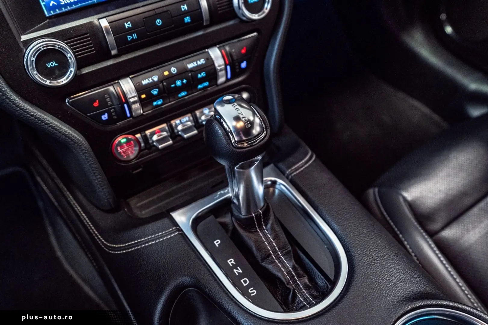 FORD Mustang GT Fastback Mach1Optik Klappe Memory