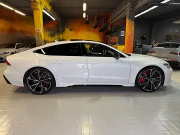AUDI RS7 Sportback 4.0 TFSI quattro~HEAD-UP~PANO~MATR