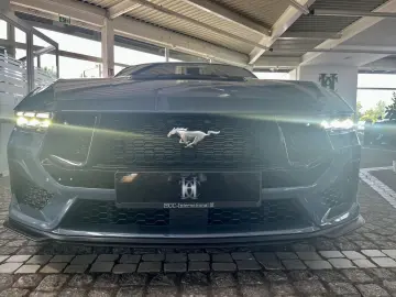 FORD Mustang GT V8 Fastback Automatik   MagneRide