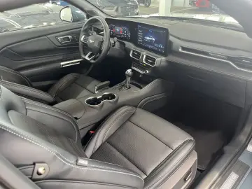 FORD Mustang GT V8 Fastback Automatik   MagneRide