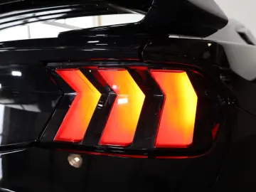 FORD Mustang 5.0 Ti-VCT V8 GT ACC TTW SHZ LHZ B&O R20