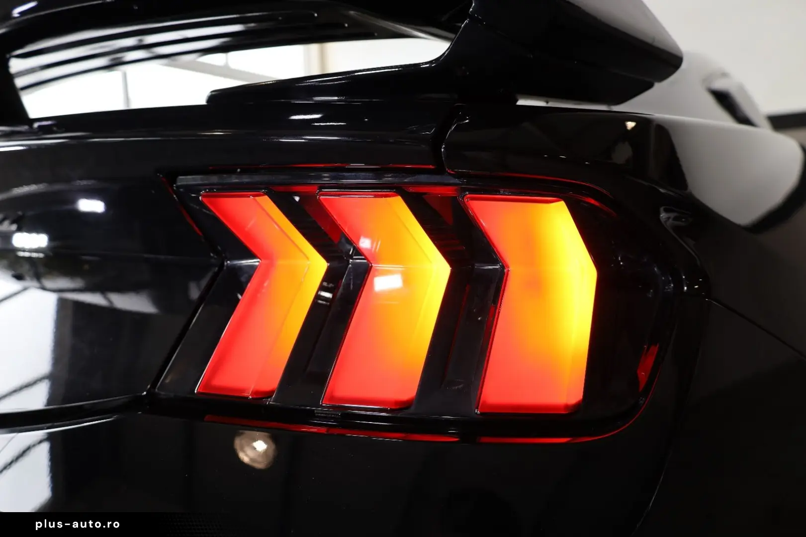 FORD Mustang 5.0 Ti-VCT V8 GT ACC TTW SHZ LHZ B&O R20
