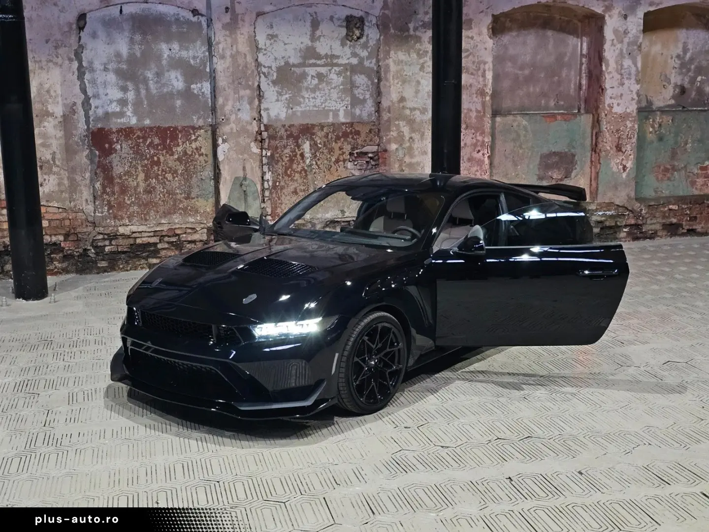 FORD Mustang GTD look  2.3 FULL OPTION