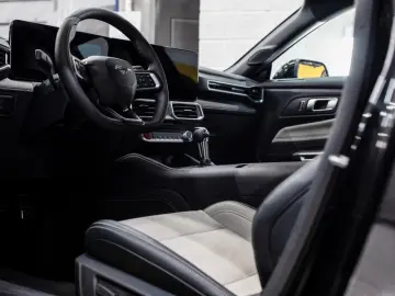 FORD Mustang GTD look  2.3 FULL OPTION