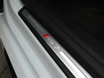 AUDI RS 7 Sportback SITZBELÜFTUNG PANO HEADUP B&O