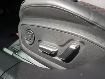 AUDI RS 7 Sportback ALLRADLENKUNG RS-DYNAMIKPAKET