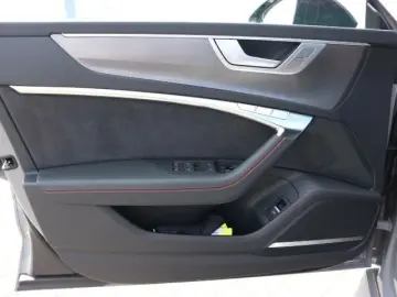 AUDI RS 7 Sportback ALLRADLENKUNG RS-DYNAMIKPAKET
