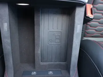 AUDI RS 7 Sportback ALLRADLENKUNG RS-DYNAMIKPAKET