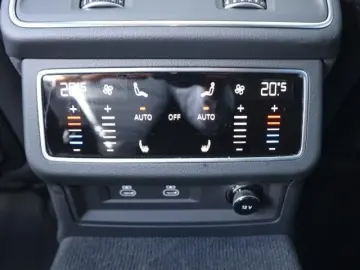 AUDI RS 7 Sportback ALLRADLENKUNG RS-DYNAMIKPAKET