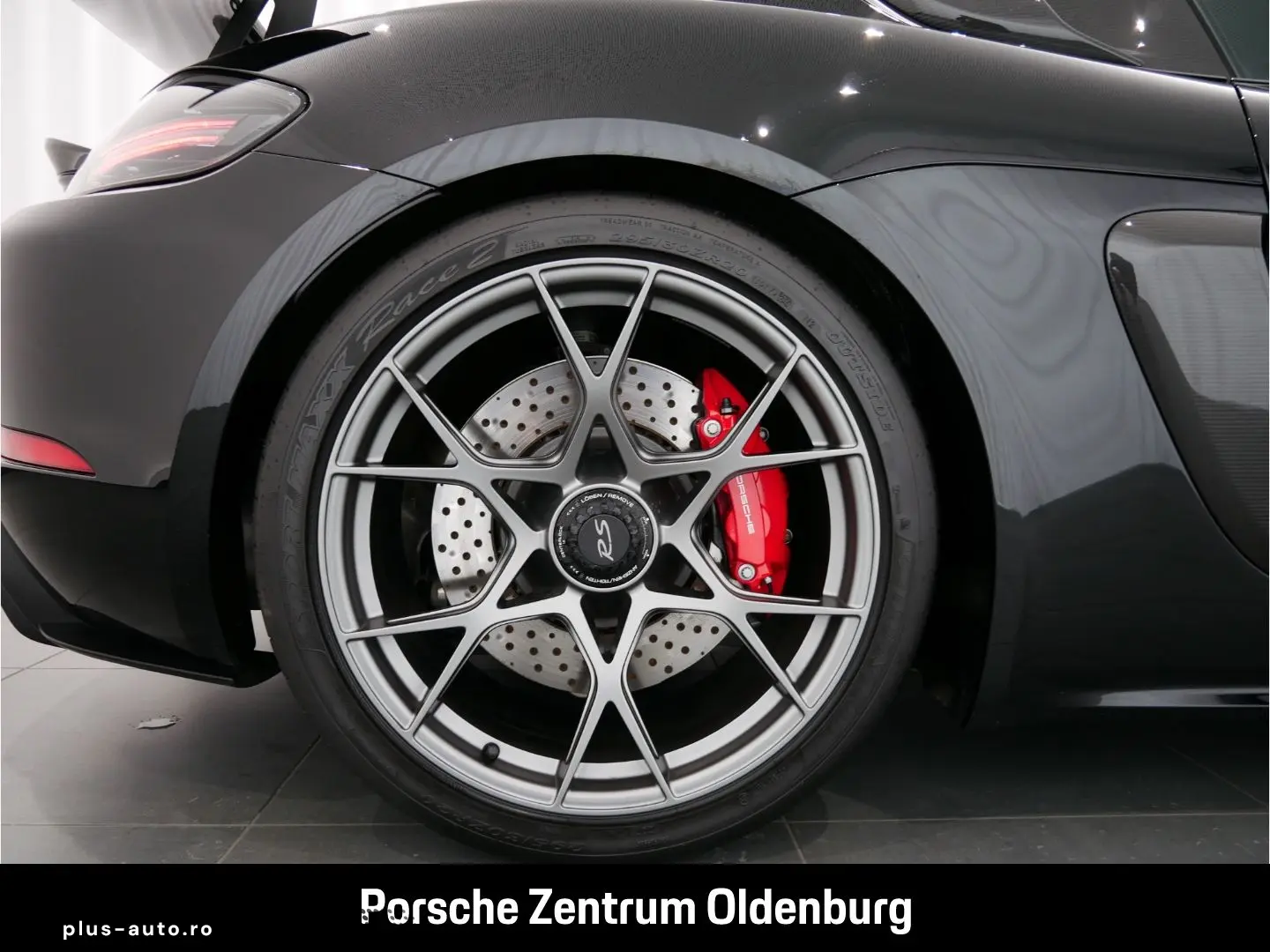 PORSCHE Cayman GT4 RS Lift Weissach Chrono LED