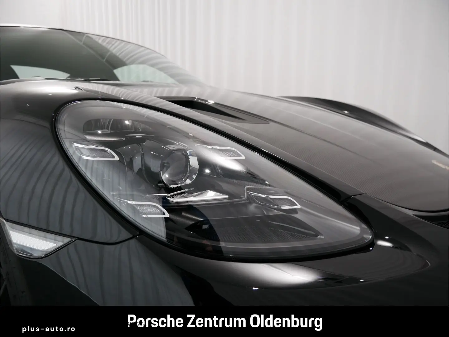 PORSCHE Cayman GT4 RS Lift Weissach Chrono LED