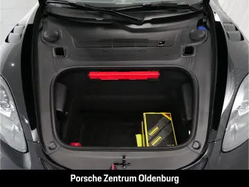 PORSCHE Cayman GT4 RS Lift Weissach Chrono LED