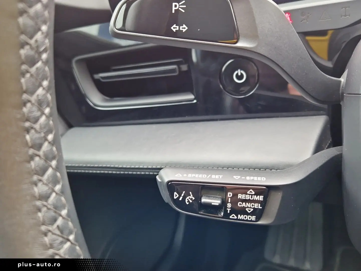PORSCHE Taycan 4S APPROVED Pano Vierradlen Massage PDLS