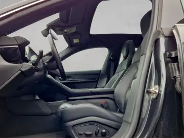 PORSCHE Taycan 4S APPROVED Pano Vierradlen Massage PDLS