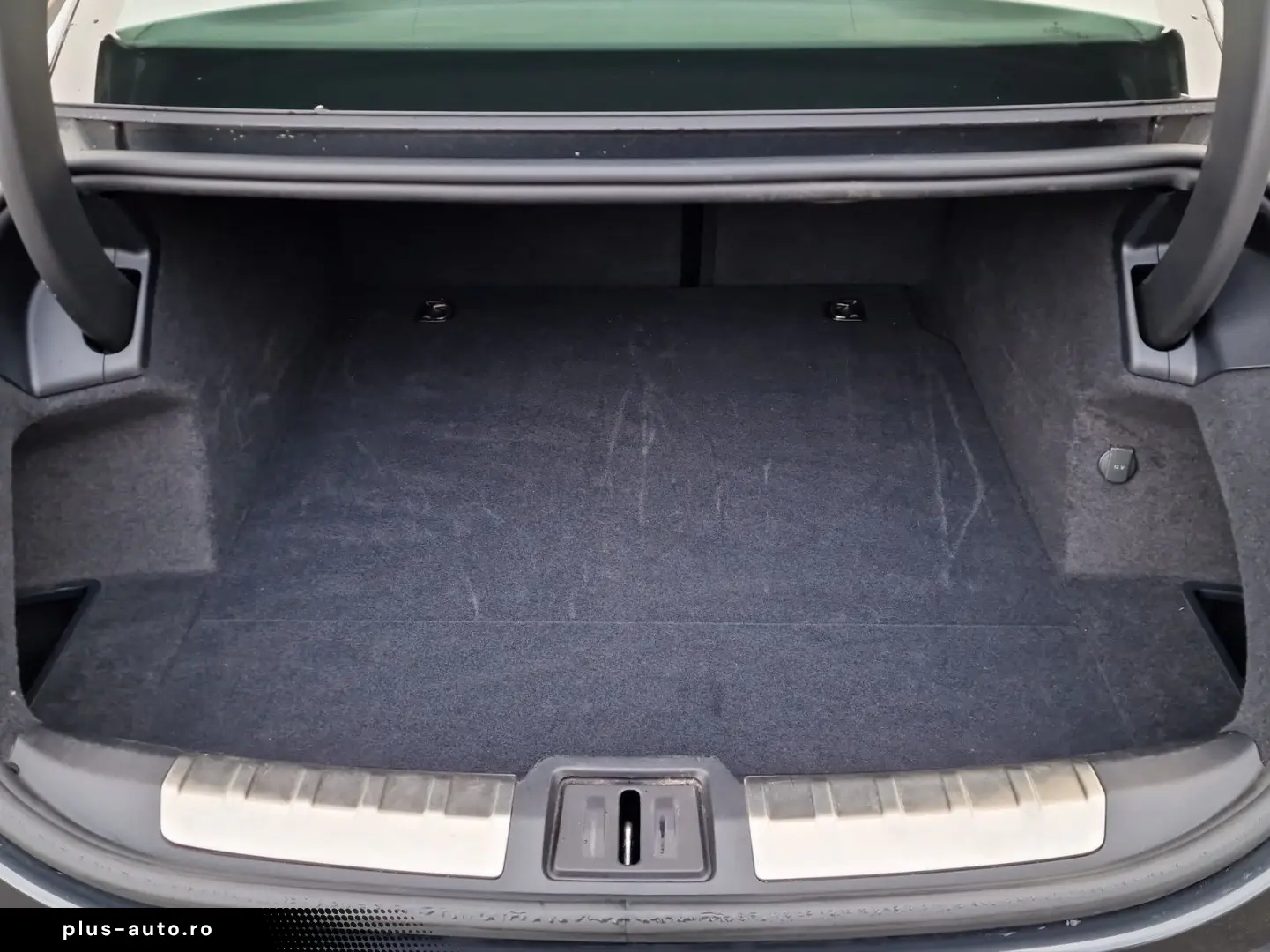 PORSCHE Taycan 4S APPROVED Pano Vierradlen Massage PDLS
