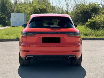 PORSCHE Cayenne V6 SPORT DESIGN BOSE PANO LED CAMERA