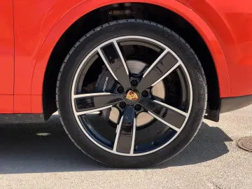 PORSCHE Cayenne V6 SPORT DESIGN BOSE PANO LED CAMERA