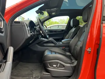 PORSCHE Cayenne V6 SPORT DESIGN BOSE PANO LED CAMERA