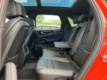 PORSCHE Cayenne V6 SPORT DESIGN BOSE PANO LED CAMERA