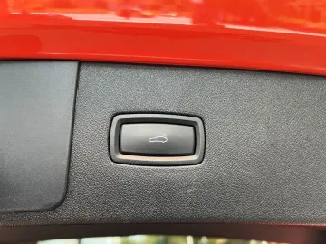 PORSCHE Cayenne V6 SPORT DESIGN BOSE PANO LED CAMERA