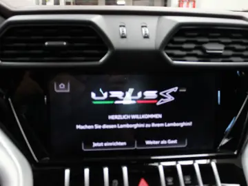 LAMBORGHINI Urus 4.0 V8 Sport
