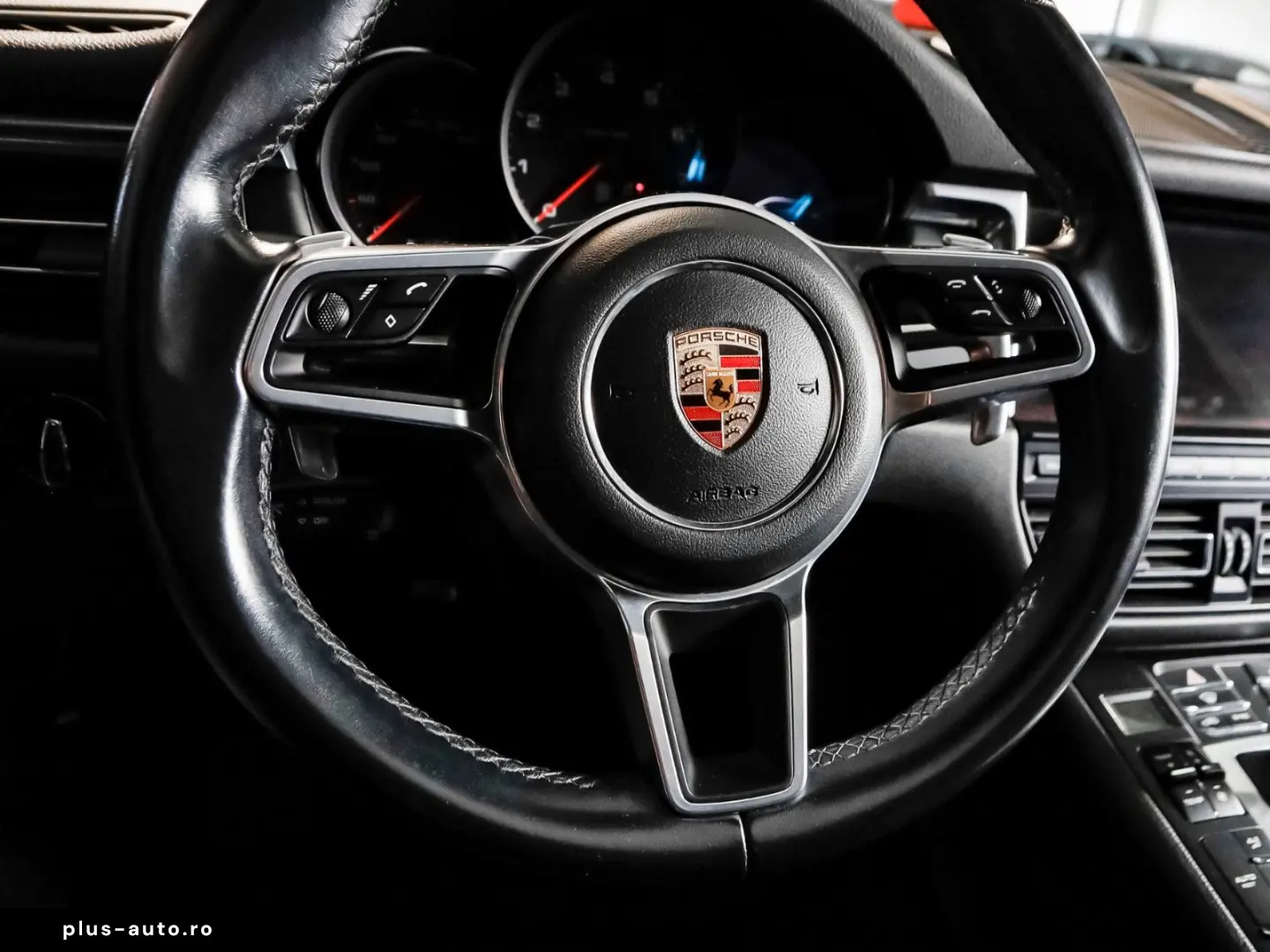 PORSCHE Macan   PANO-SPUR-CARPLAY-LED-STERNEHIMMEL-DAB