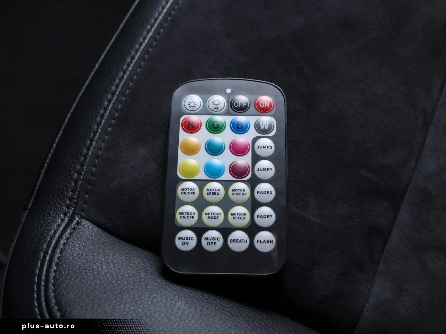 PORSCHE Macan   PANO-SPUR-CARPLAY-LED-STERNEHIMMEL-DAB