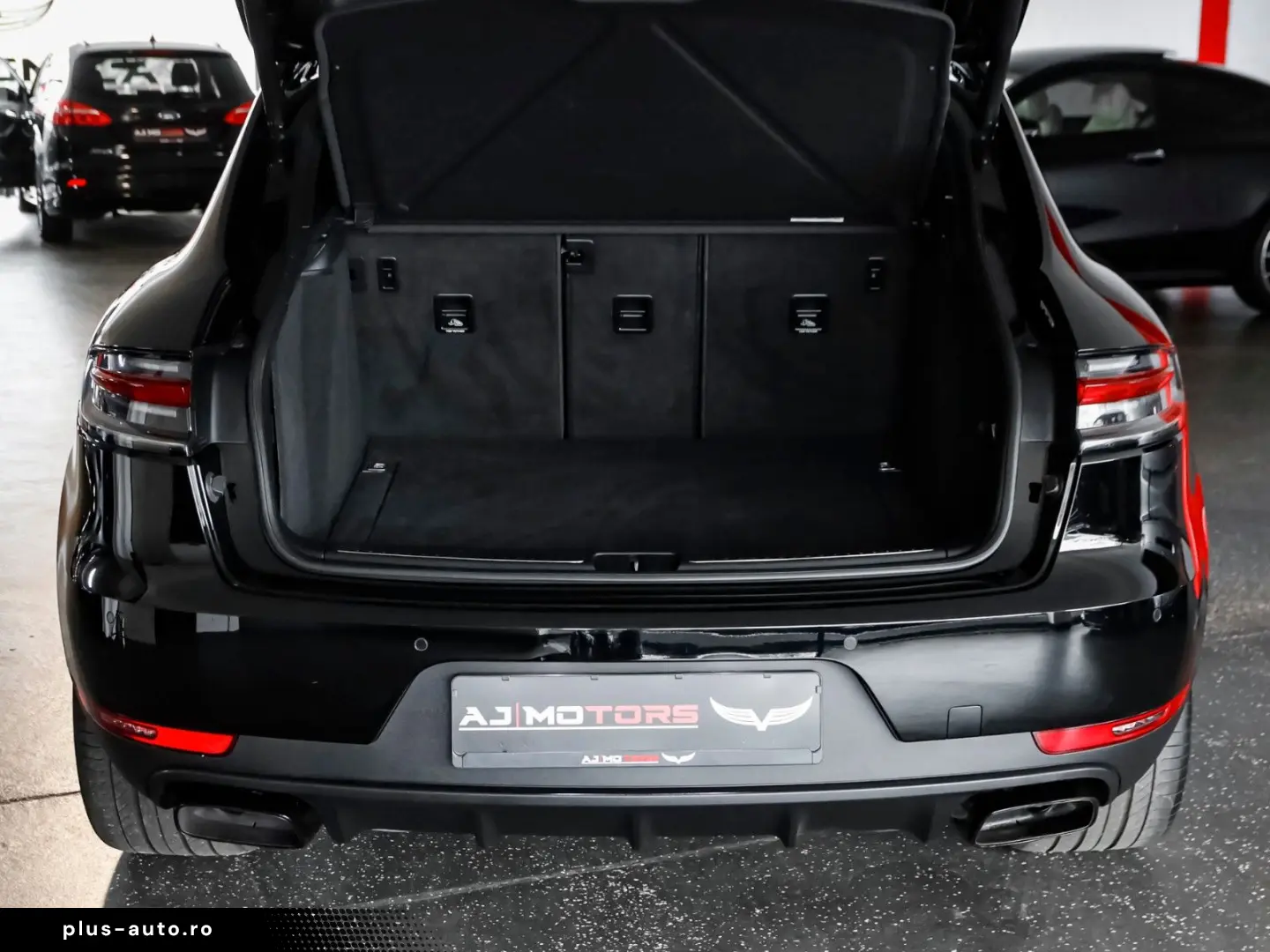 PORSCHE Macan   PANO-SPUR-CARPLAY-LED-STERNEHIMMEL-DAB