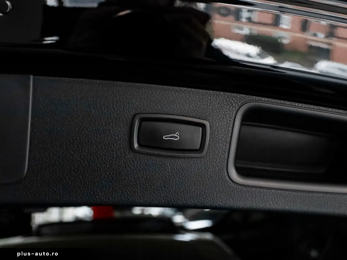 PORSCHE Macan   PANO-SPUR-CARPLAY-LED-STERNEHIMMEL-DAB