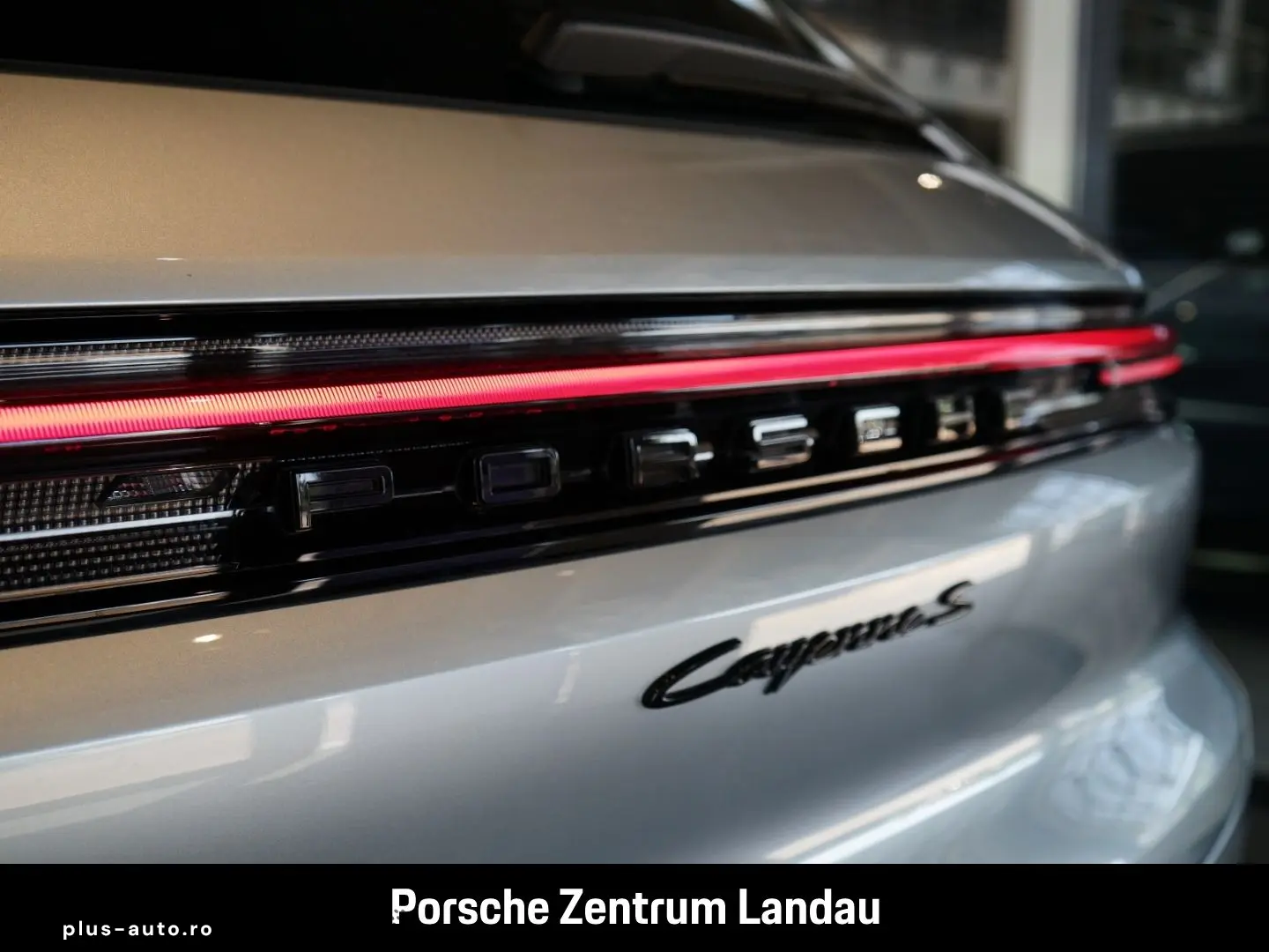 PORSCHE Cayenne S E-Hybrid InnoDrive Head-Up Sportabgas