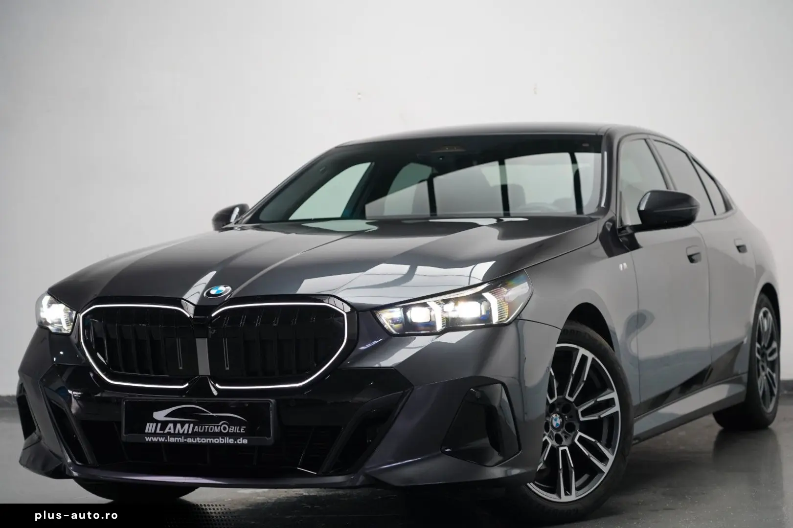 BMW 520d xDrive M Sport ICONIC CARBON 360 KEY HUD
