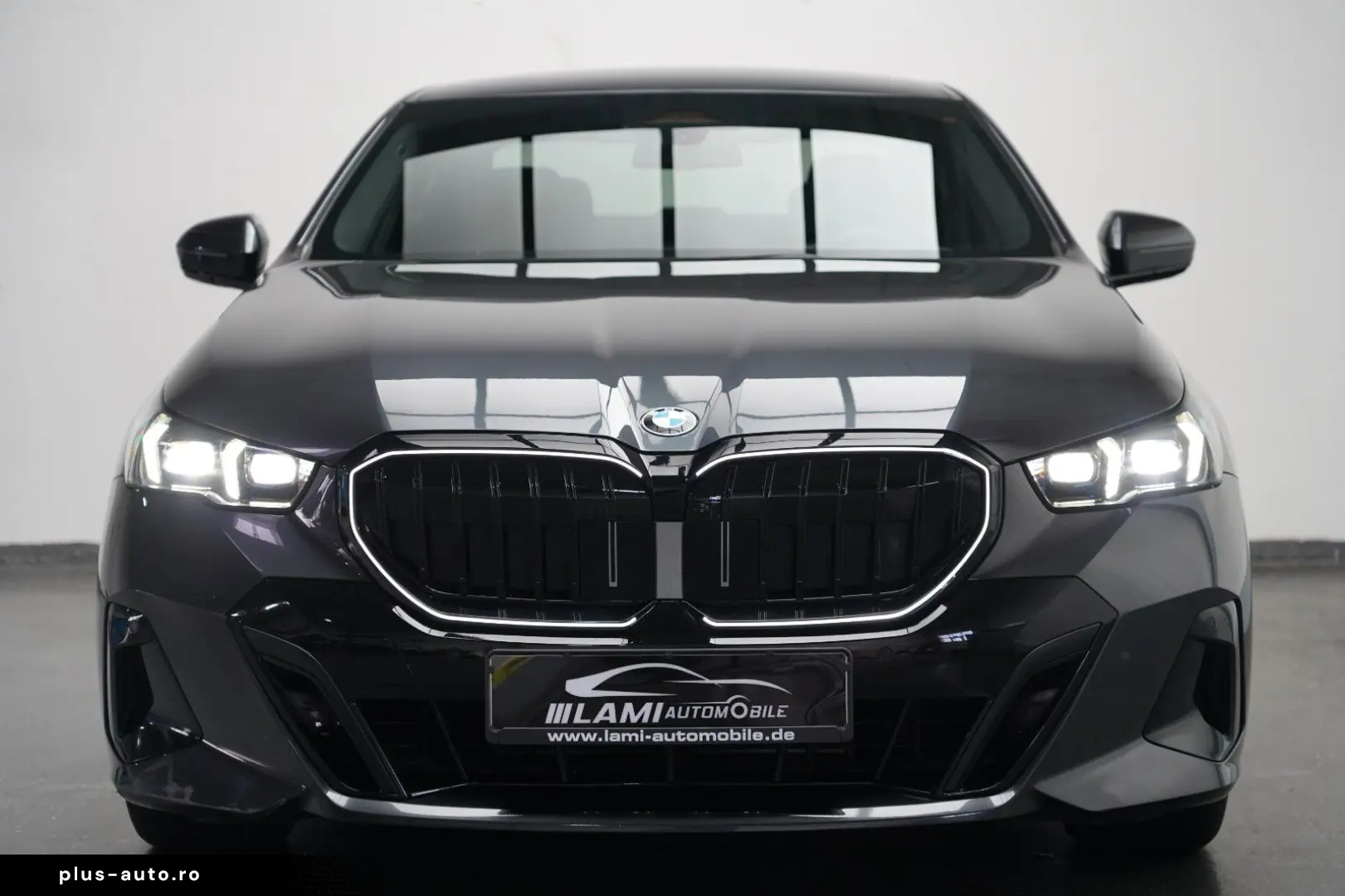 BMW 520d xDrive M Sport ICONIC CARBON 360 KEY HUD