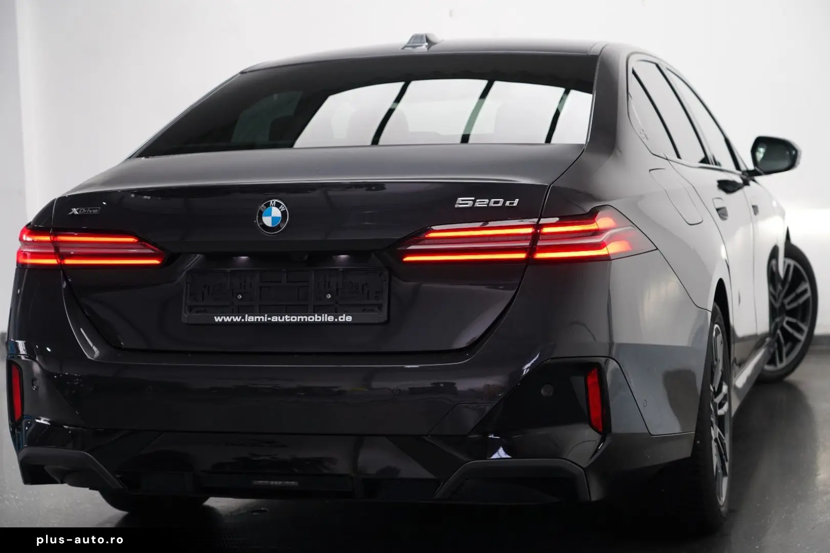 BMW 520d xDrive M Sport ICONIC CARBON 360 KEY HUD