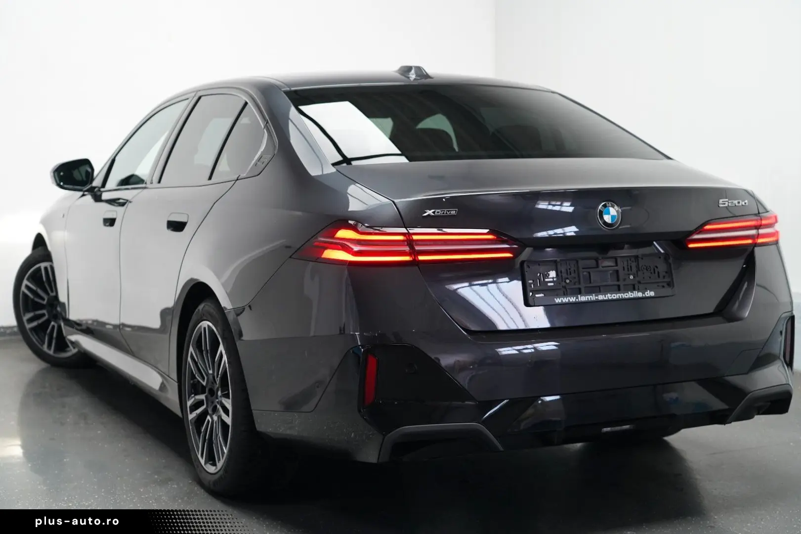 BMW 520d xDrive M Sport ICONIC CARBON 360 KEY HUD