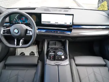 BMW 520d xDrive M Sport ICONIC CARBON 360 KEY HUD