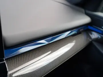 BMW 520d xDrive M Sport ICONIC CARBON 360 KEY HUD