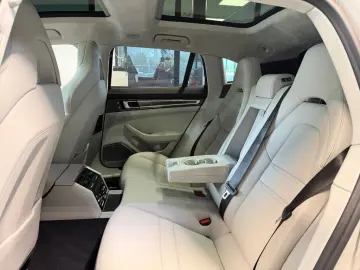 PORSCHE Panamera Sport Turismo Turbo S E-Hybrid