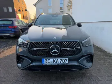 MERCEDES-BENZ GLE 450 d 4Matic AMG Pano Widescreen  360  AHK