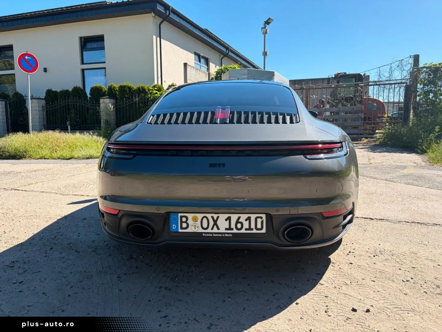 PORSCHE 911 Carrera 4 Coupé PDK   Lift   Carbon matt